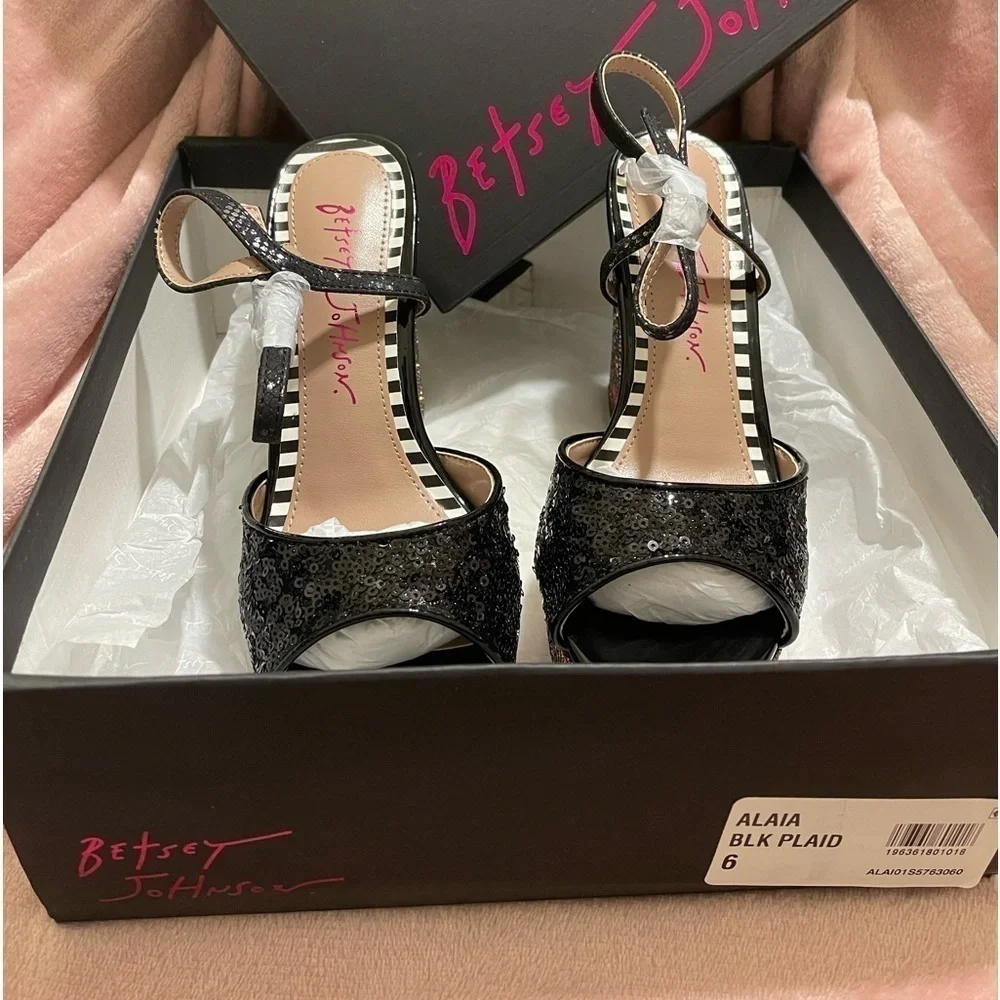 Betsey Johnson Alaia Black Plaid Sequin Crystal Platform Heels Sz. 6 BNIB